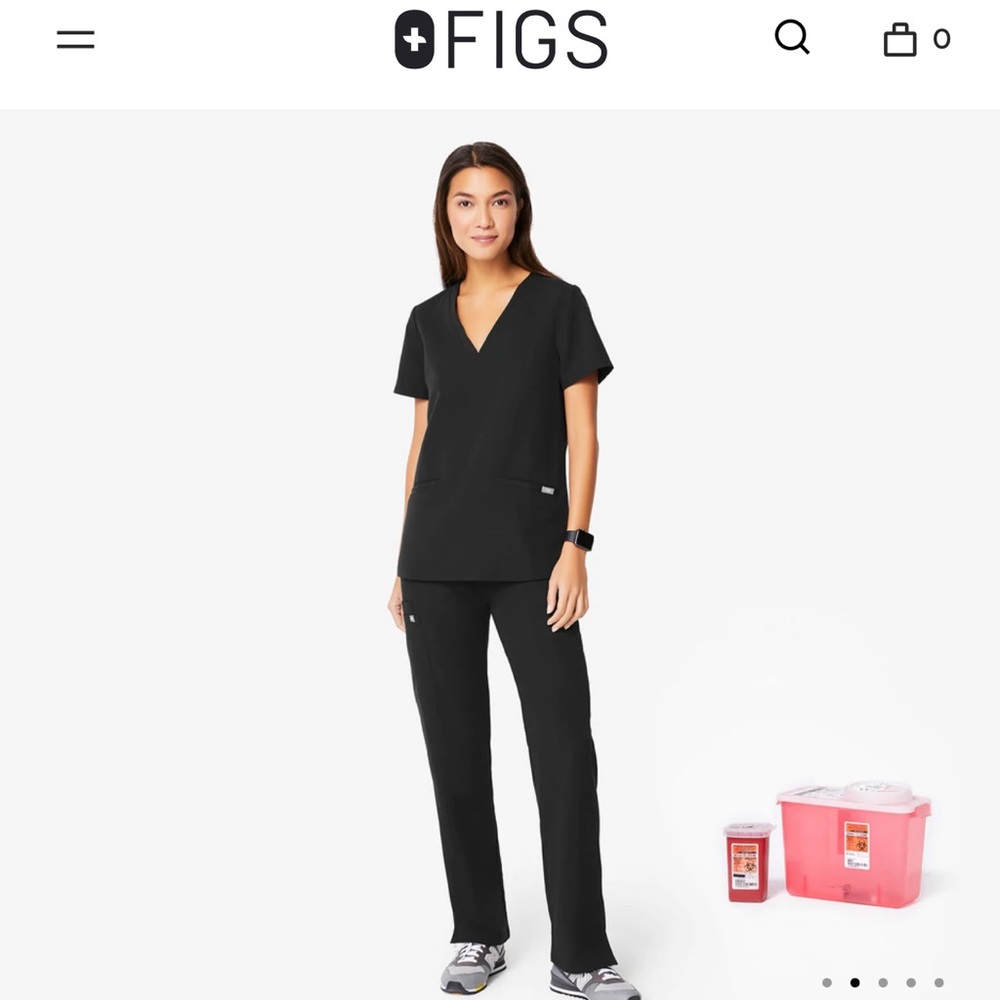 FIGS_ Kade™ Cargo Scrub Black Pants in Medium